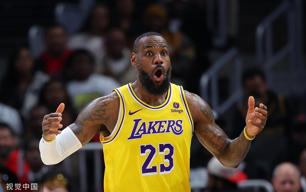 在讨论赛事 在讨论赛事